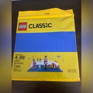 LEGO Classic Blue Baseplate 10714 Building Kit (1 Piece)